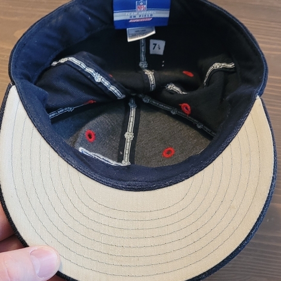 Vtg Buffalo Bills Reebok Fitted Hat Cap NFL On Field Hat Size 7 1/8 Small - Picture 6 of 9